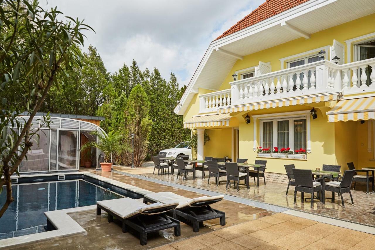 Gold House Pension Balatonfüred Eksteriør bilde